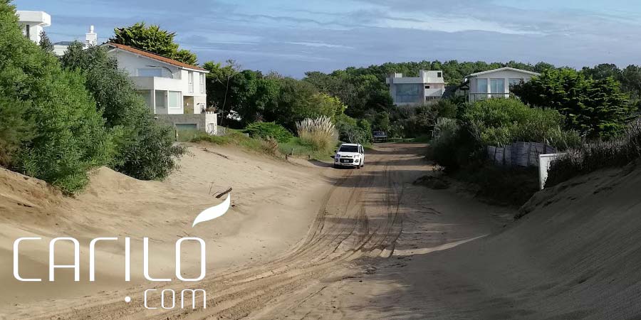 Foto de calle cercana al mar en Cariló